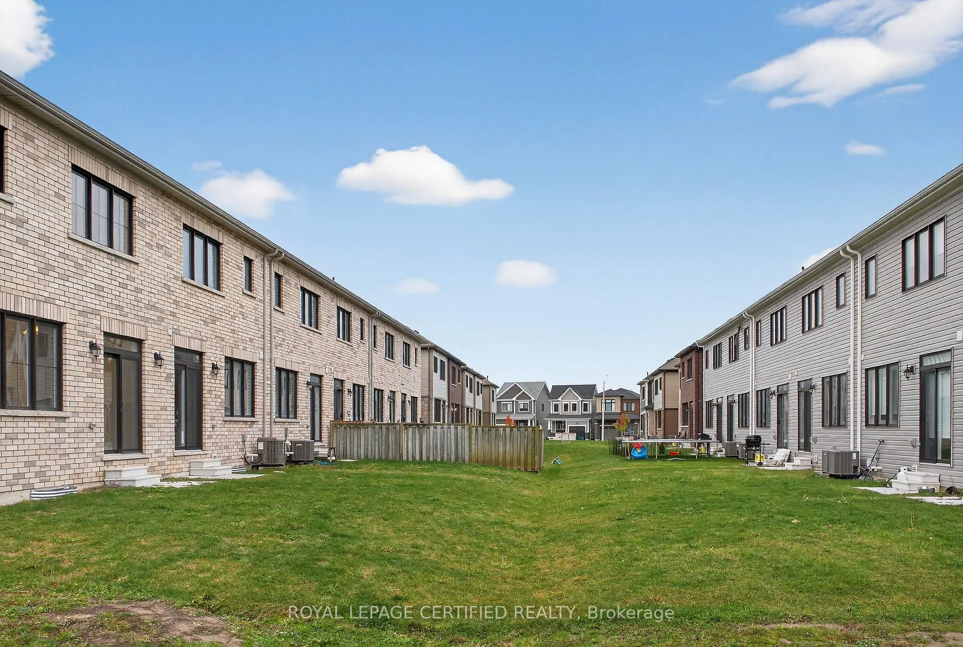 Photo 44 of 35 Concord Drive, Thorold, Rolling Meadows — HOMEH