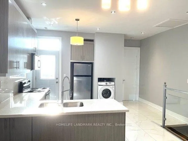 Photo 4 of Unit Upper, 220 Ossington Avenue, Toronto, Trinity-Bellwoods — HOMEH