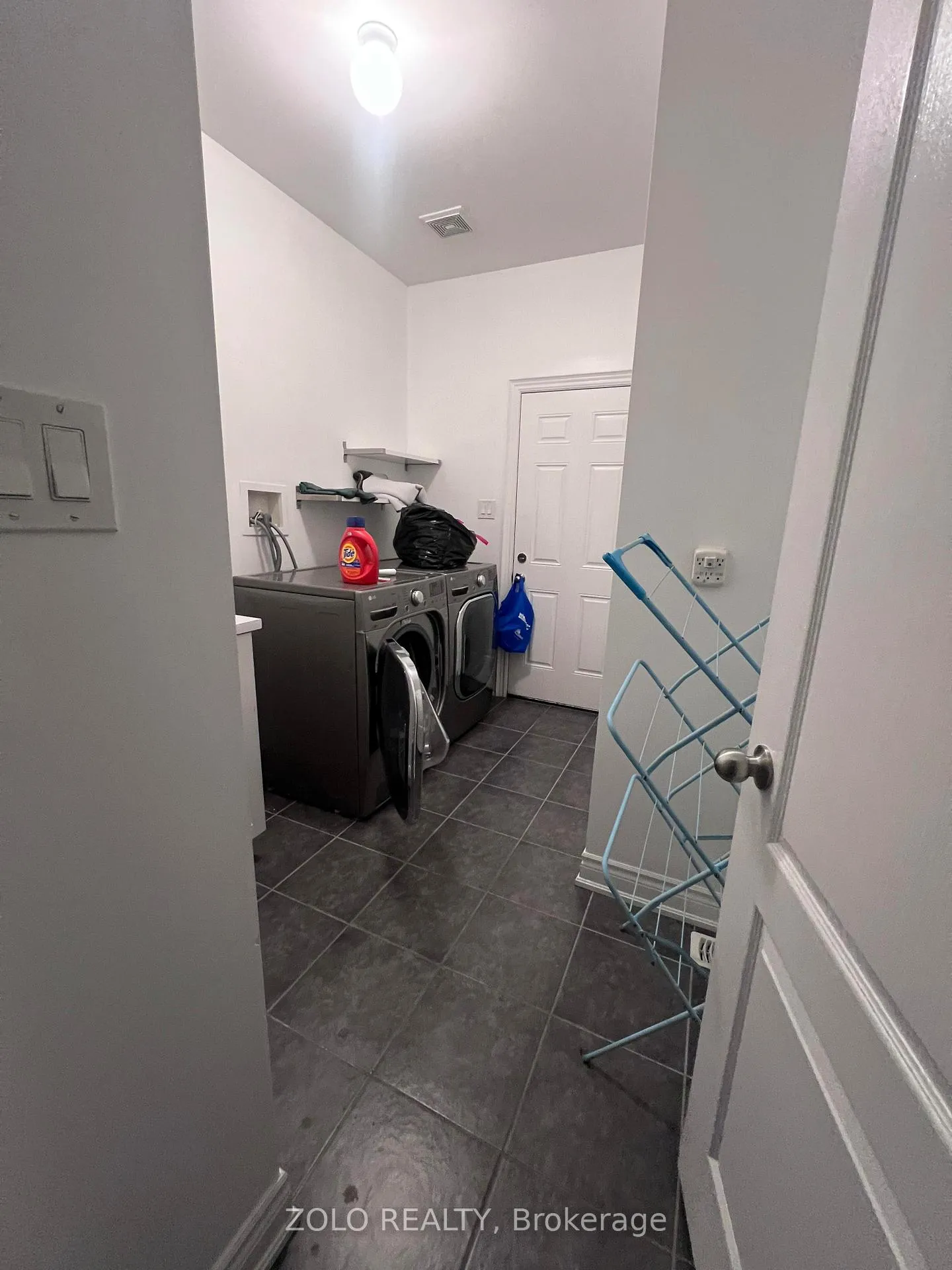 Photo 6 of 1531 dunedin Crescent, Oshawa, Taunton — HOMEH