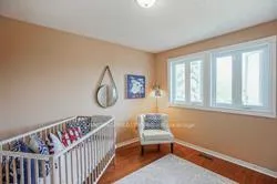 Photo 22 of 51 Cobbler Crescent, Markham, Raymerville — HOMEH