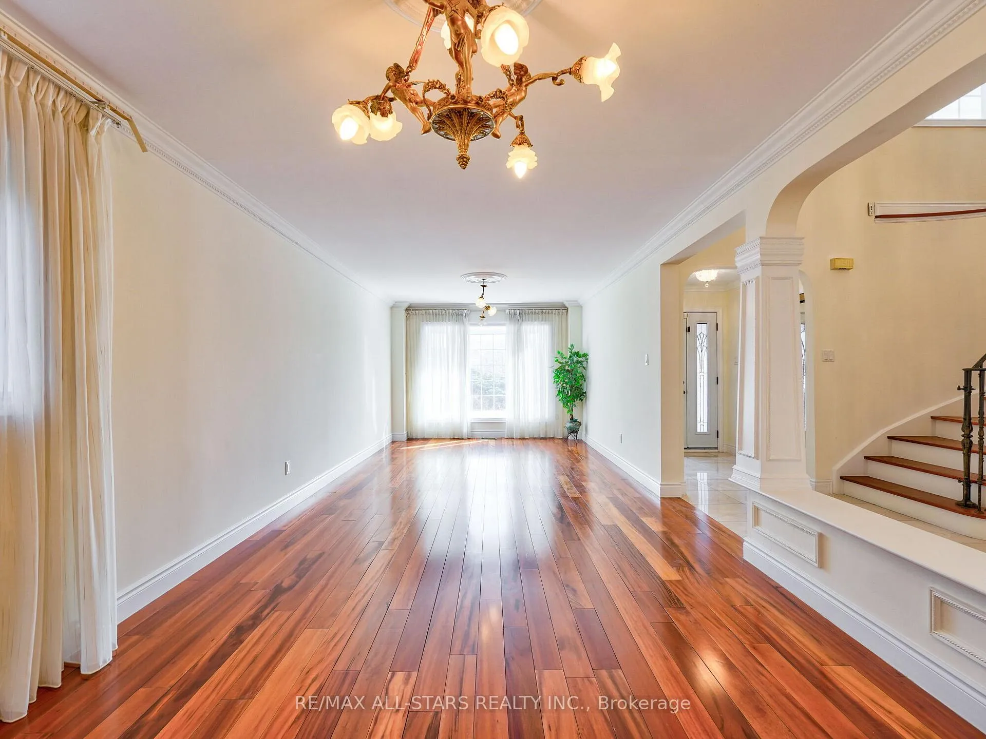 Photo 6 of 2227 Rodick Road, Markham, Cachet — HOMEH