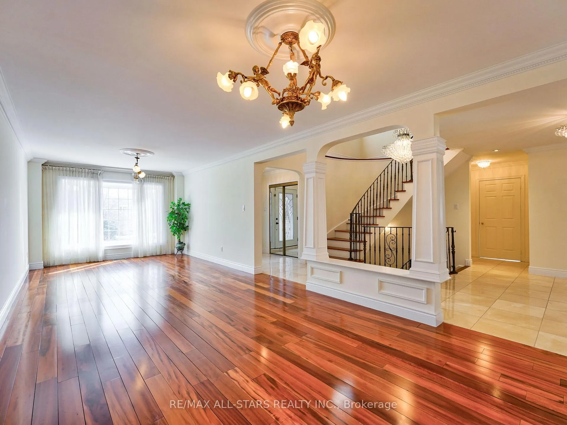 Photo 7 of 2227 Rodick Road, Markham, Cachet — HOMEH