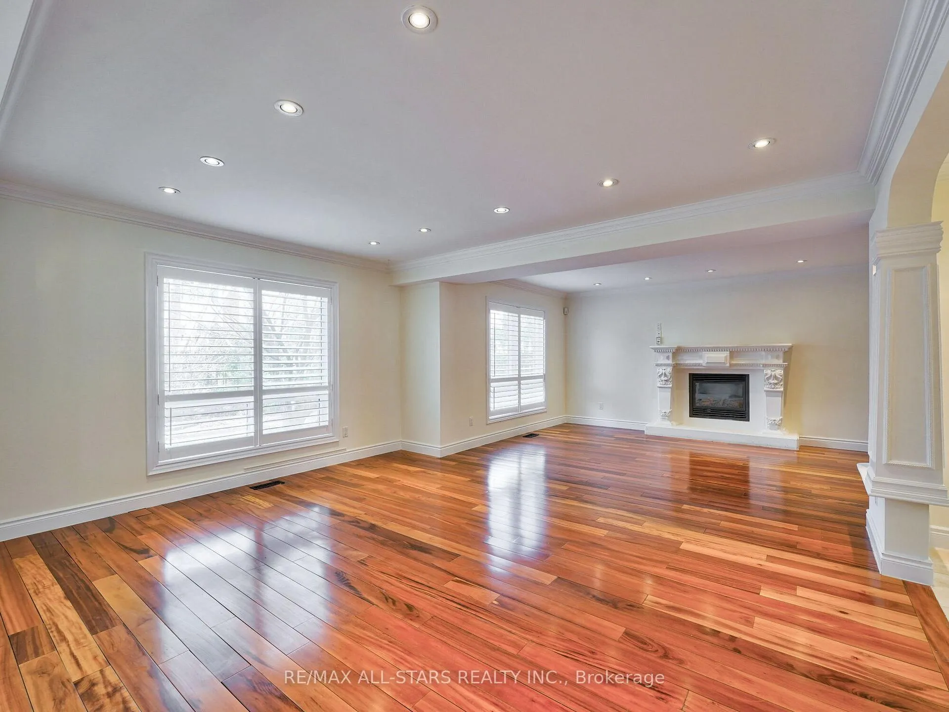 Photo 9 of 2227 Rodick Road, Markham, Cachet — HOMEH