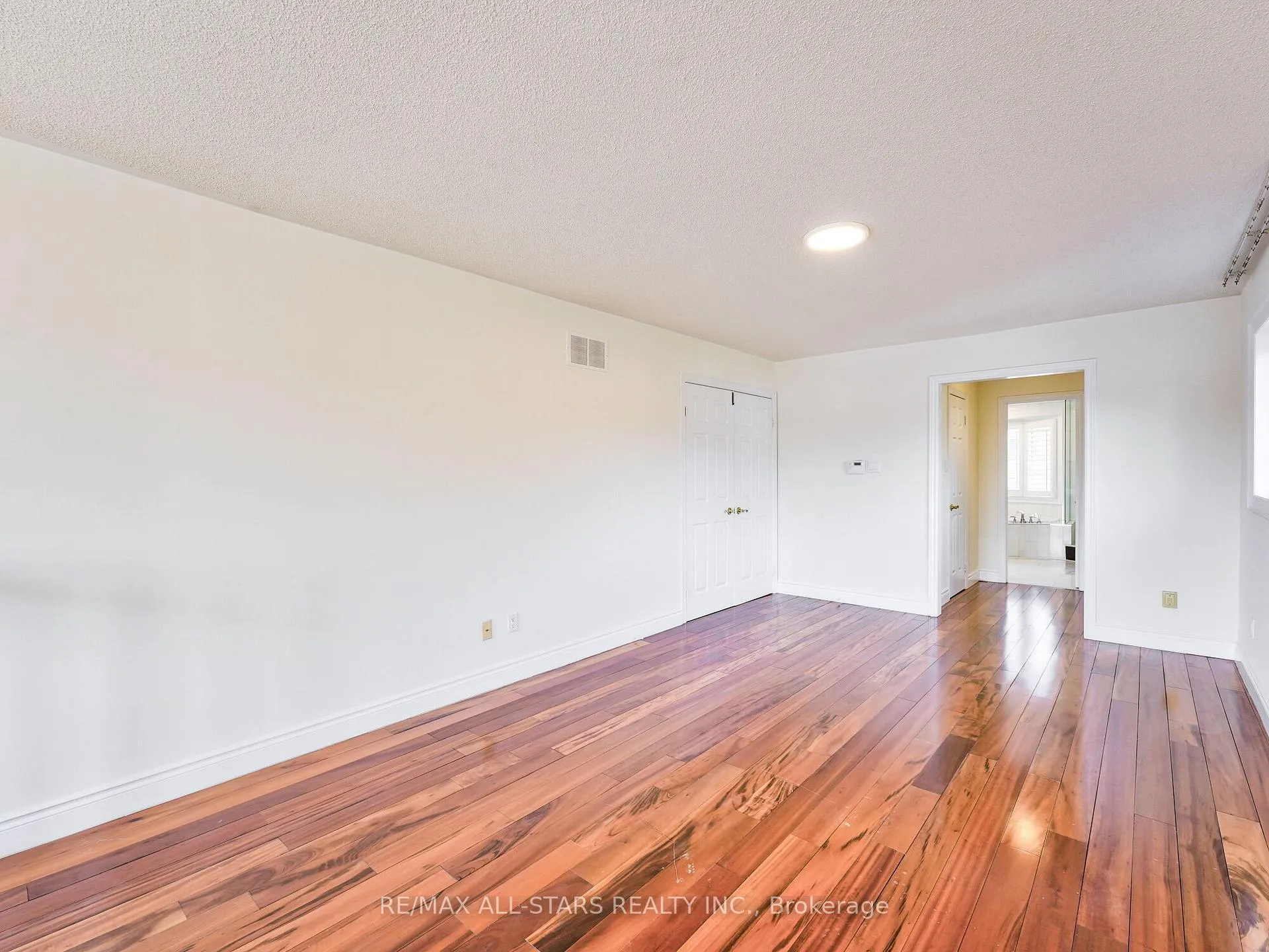 Photo 20 of 2227 Rodick Road, Markham, Cachet — HOMEH