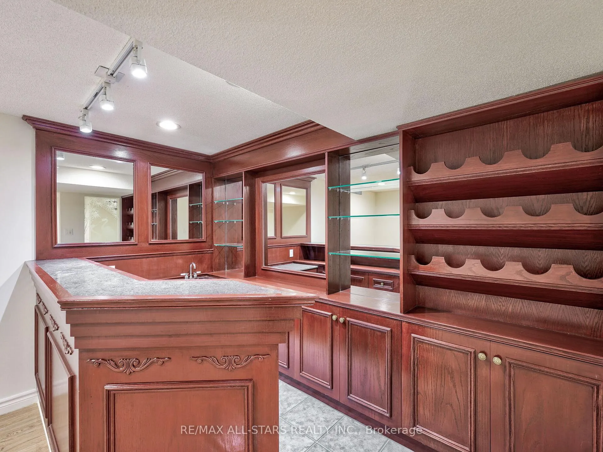 Photo 32 of 2227 Rodick Road, Markham, Cachet — HOMEH