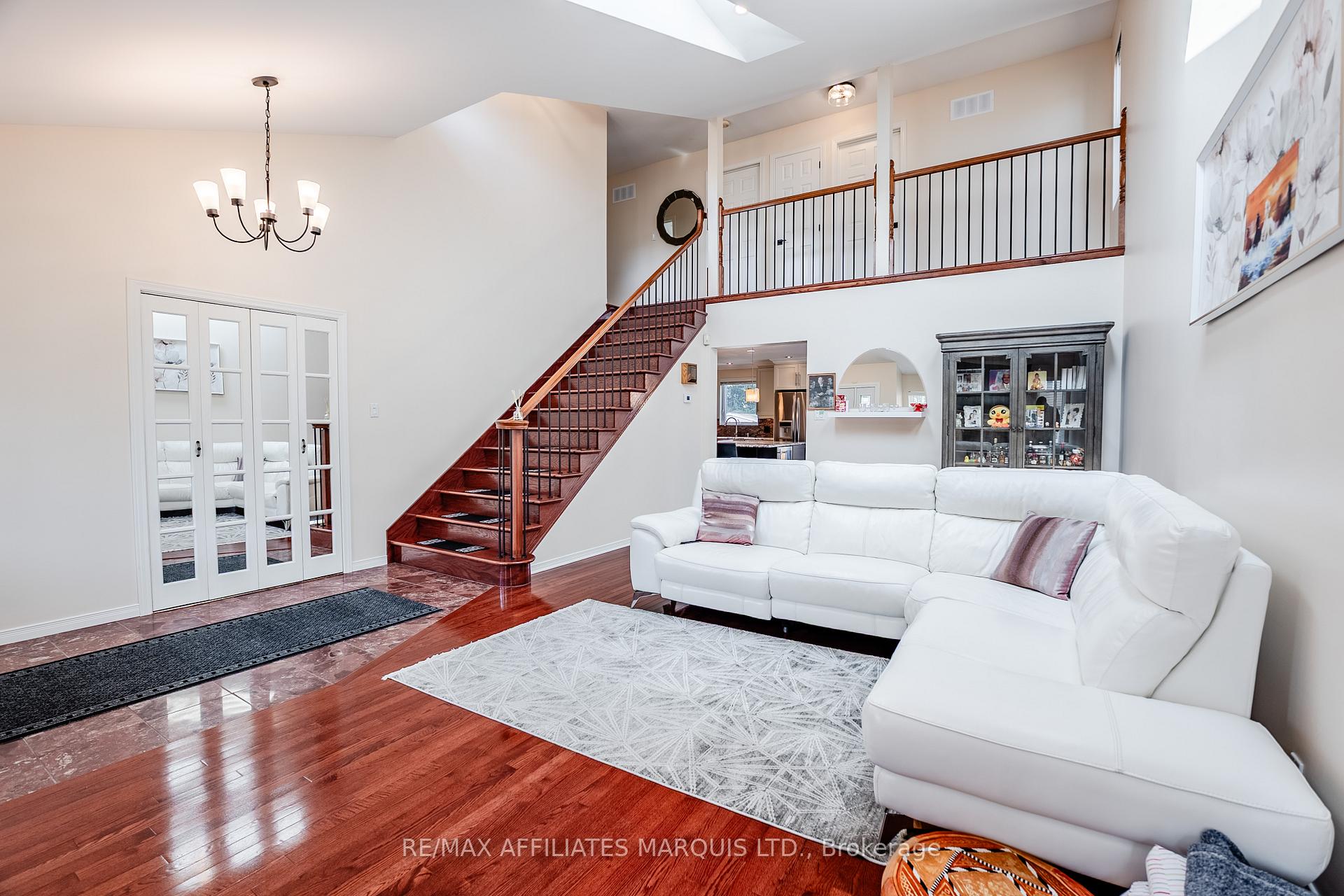 Photo 10 of 875 Kenyon Crescent, Cornwall — HOMEH