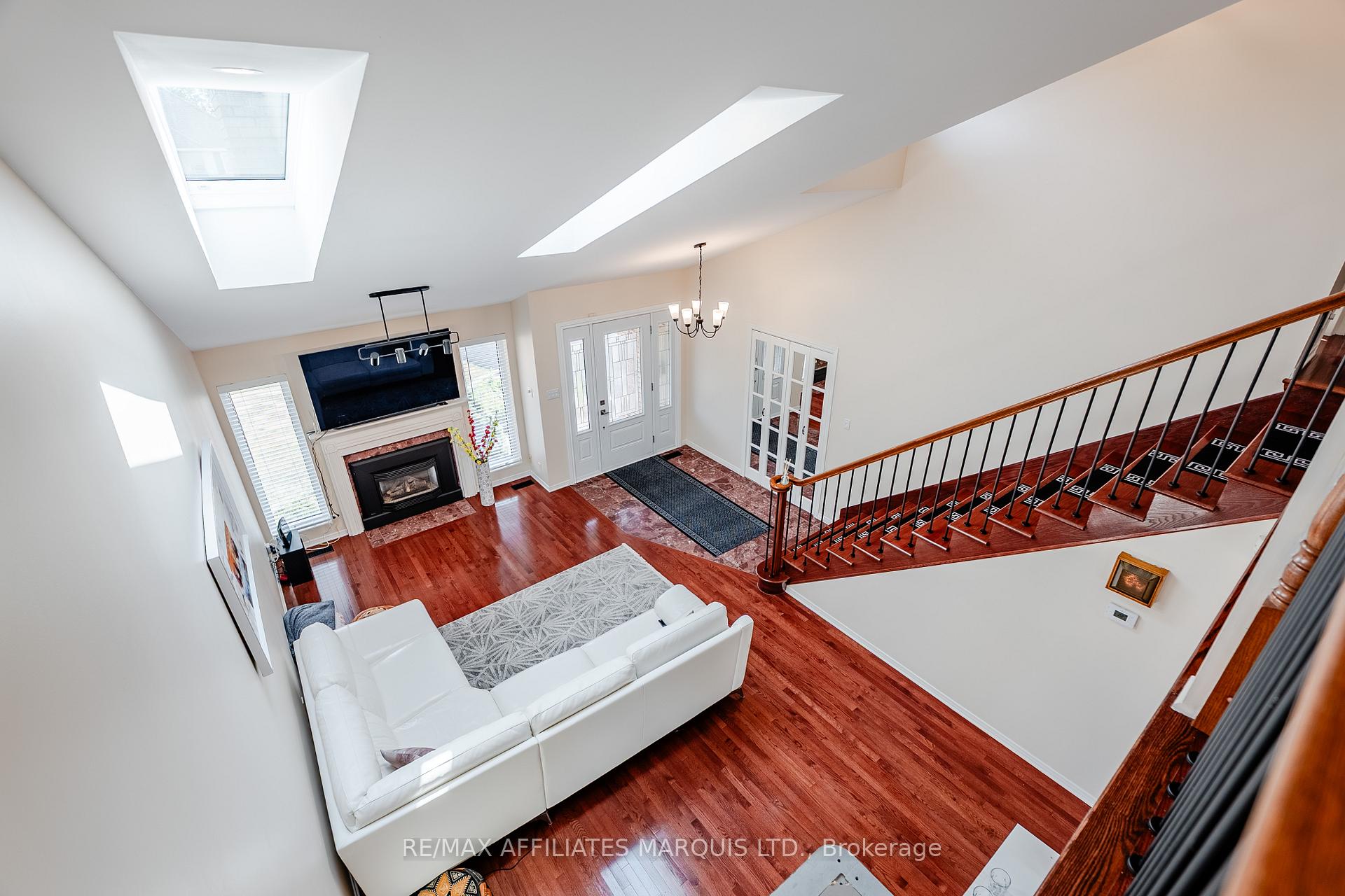 Photo 11 of 875 Kenyon Crescent, Cornwall — HOMEH
