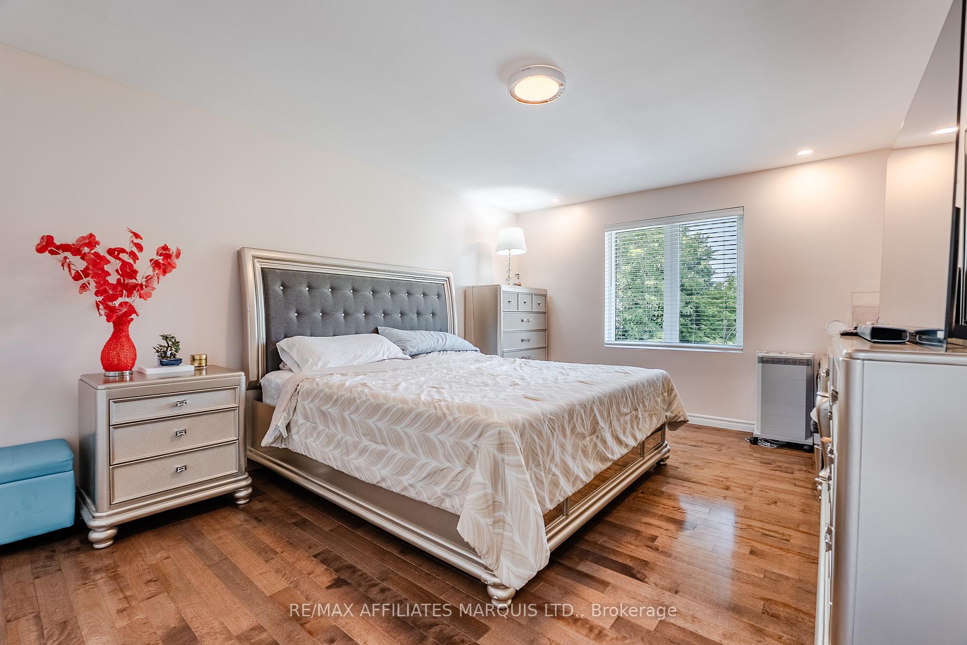 Photo 36 of 875 Kenyon Crescent, Cornwall — HOMEH