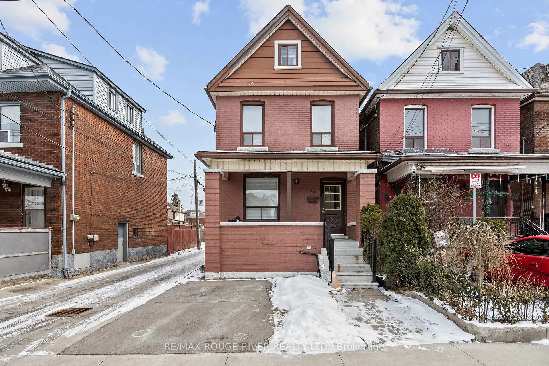 Photo 2 of Unit 1, 20 Birch Avenue, Hamilton, Gibson — HOMEH