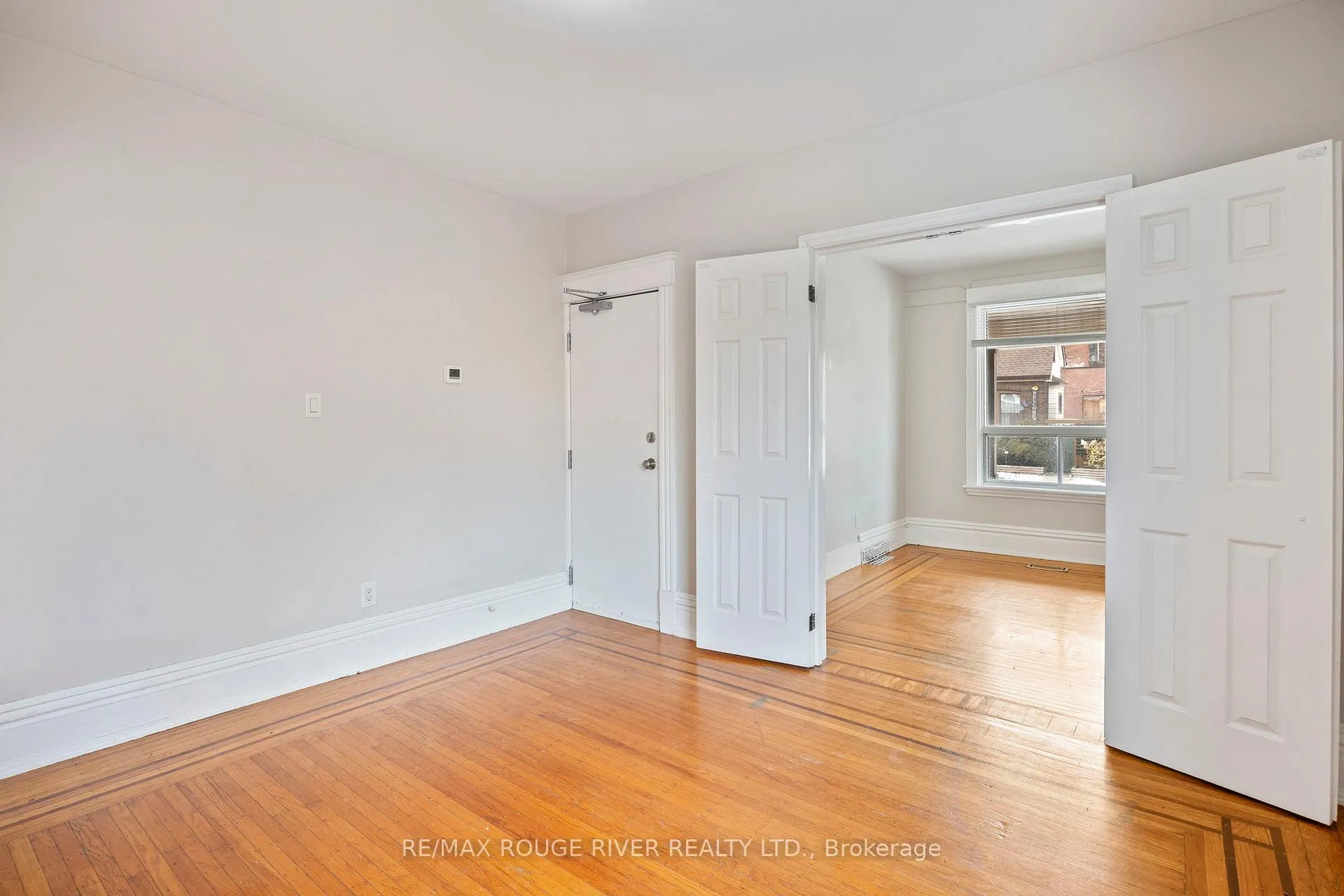 Photo 3 of Unit 1, 20 Birch Avenue, Hamilton, Gibson — HOMEH