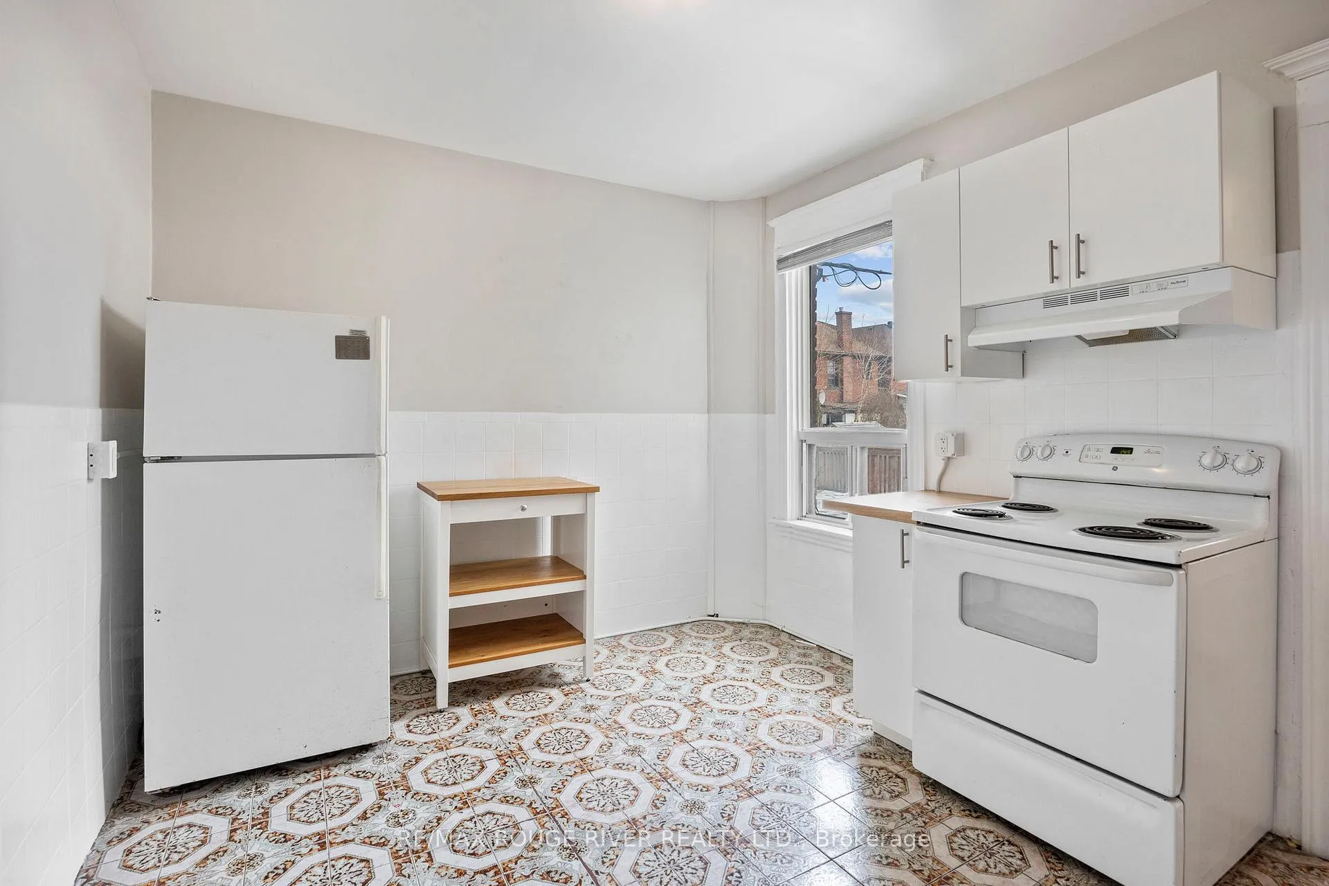 Photo 9 of Unit 1, 20 Birch Avenue, Hamilton, Gibson — HOMEH