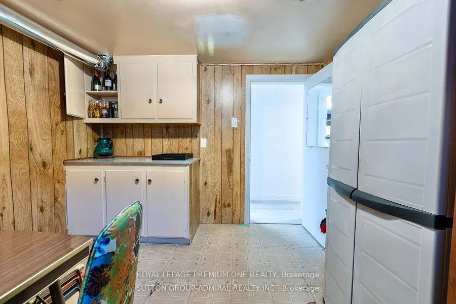 Photo 25 of 44 Baycrest Avenue, Toronto, Englemount-Lawrence — HOMEH
