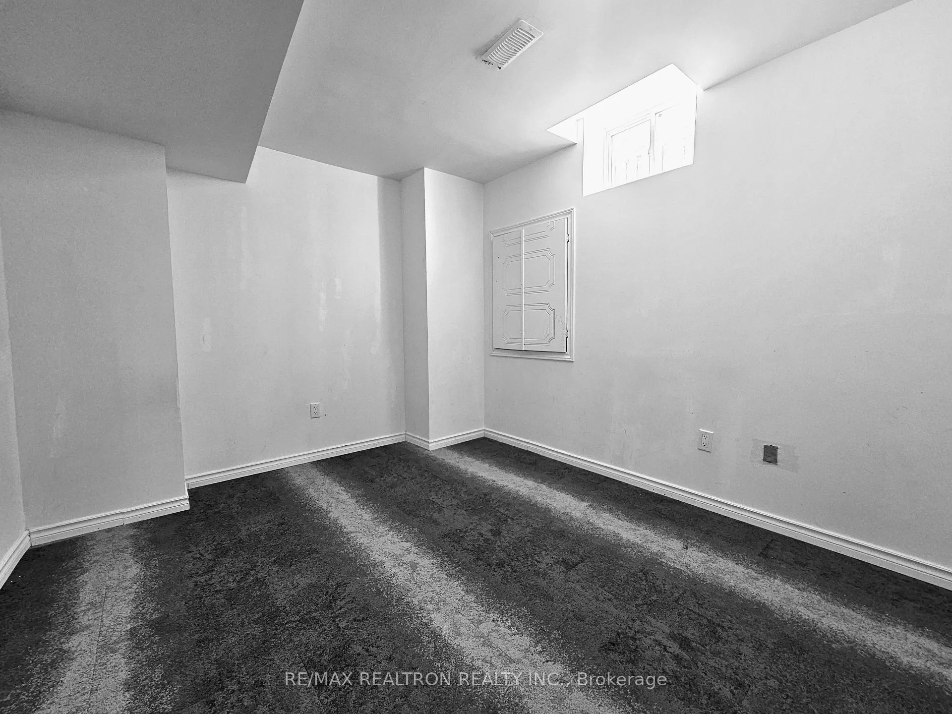Photo 4 of Unit BSMT, 27 Mchugh Road, Ajax, Central East — HOMEH