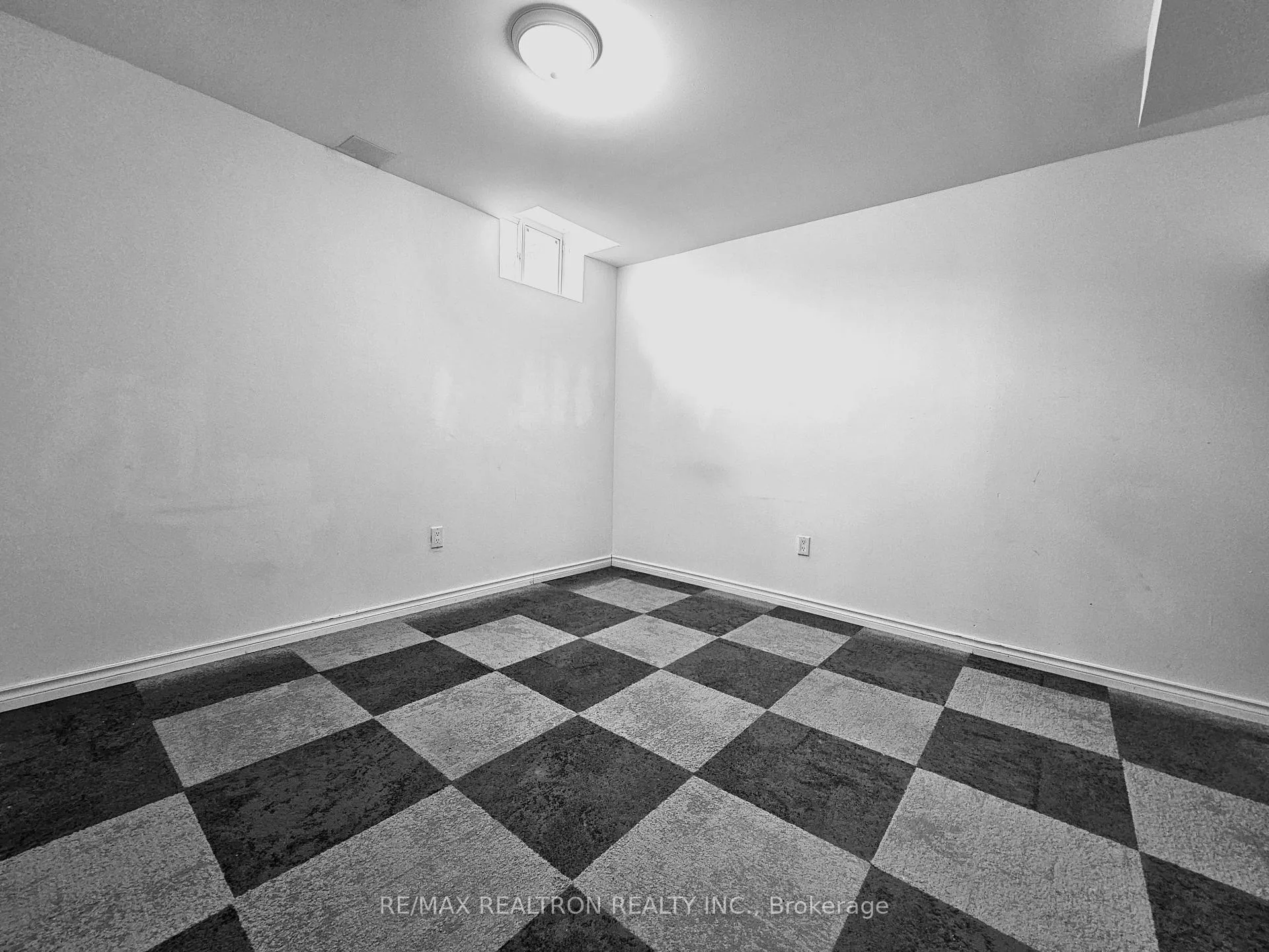 Photo 5 of Unit BSMT, 27 Mchugh Road, Ajax, Central East — HOMEH