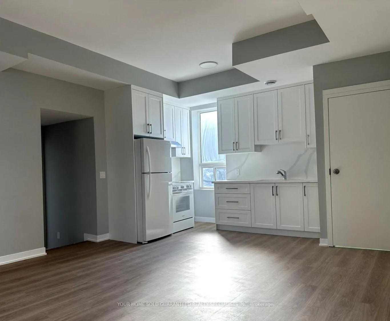 Photo 3 of Unit A, 9 Wellington Street, Aurora, Aurora Village — HOMEH