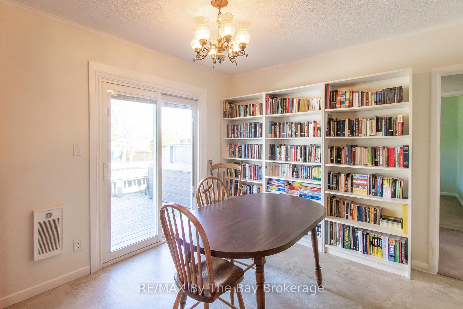 Photo 9 of 208 Jane Street, Clearview, Stayner — HOMEH