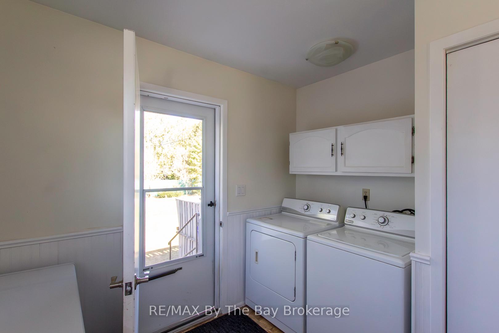 Photo 14 of 208 Jane Street, Clearview, Stayner — HOMEH