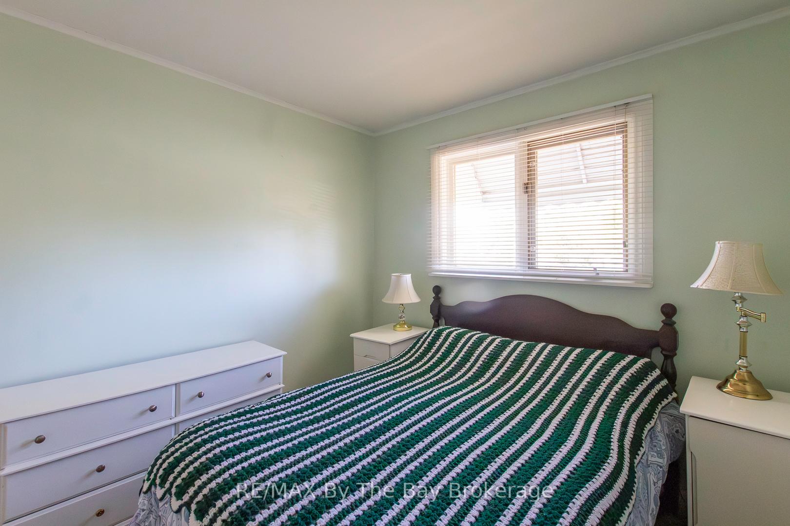 Photo 27 of 208 Jane Street, Clearview, Stayner — HOMEH