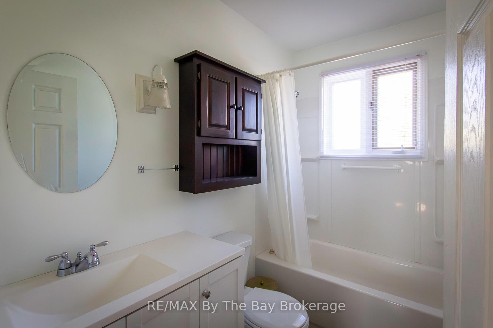 Photo 28 of 208 Jane Street, Clearview, Stayner — HOMEH