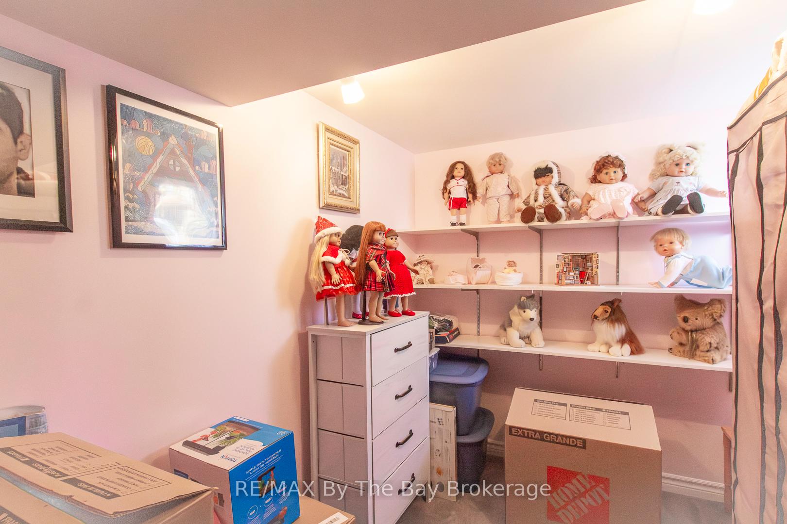Photo 29 of 208 Jane Street, Clearview, Stayner — HOMEH