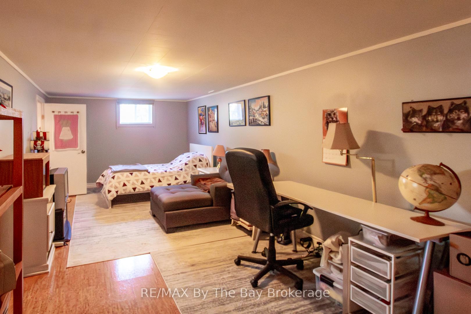 Photo 33 of 208 Jane Street, Clearview, Stayner — HOMEH