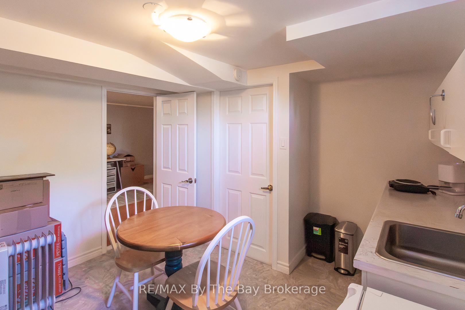 Photo 36 of 208 Jane Street, Clearview, Stayner — HOMEH