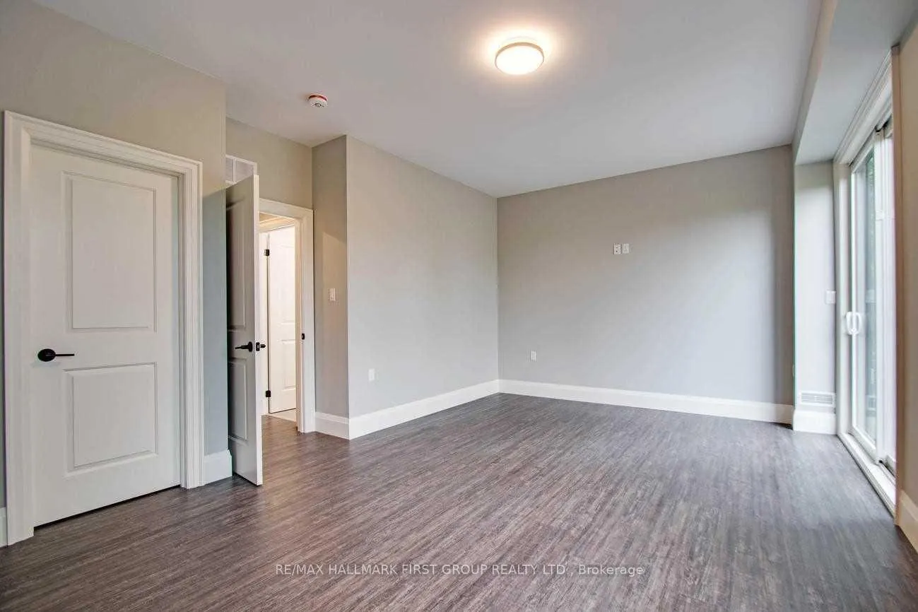 Photo 2 of Unit Second floor, 429 Madison Avenue, Oshawa, McLaughlin — HOMEH