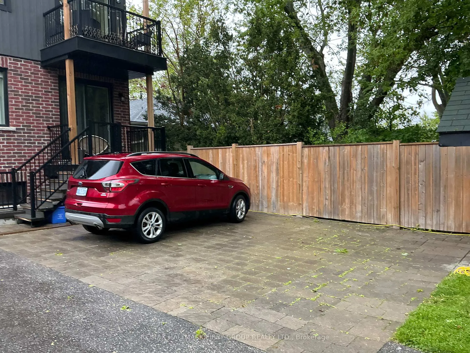 Photo 7 of Unit Second floor, 429 Madison Avenue, Oshawa, McLaughlin — HOMEH