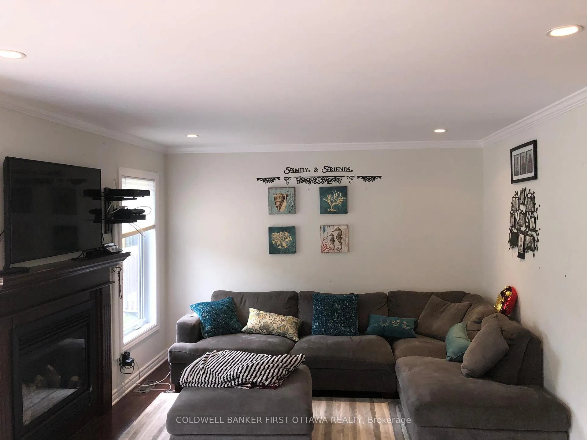 Photo 10 of 601 Clearbrook Drive, Ottawa, Barrhaven - Strandherd — HOMEH