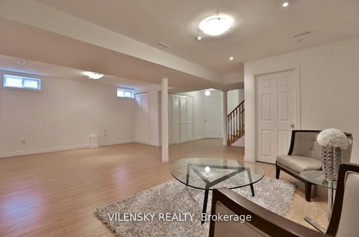 Photo 3 of Unit Basement, 128 Mintwood Road, Vaughan, Patterson — HOMEH