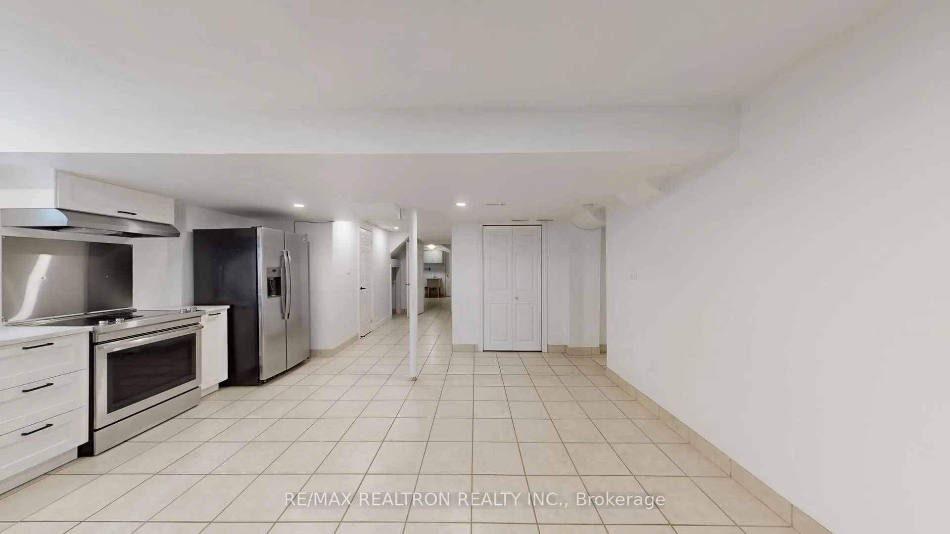Photo 4 of Unit Basement, 70 Earl Stewart Drive, Aurora, Bayview Wellington — HOMEH