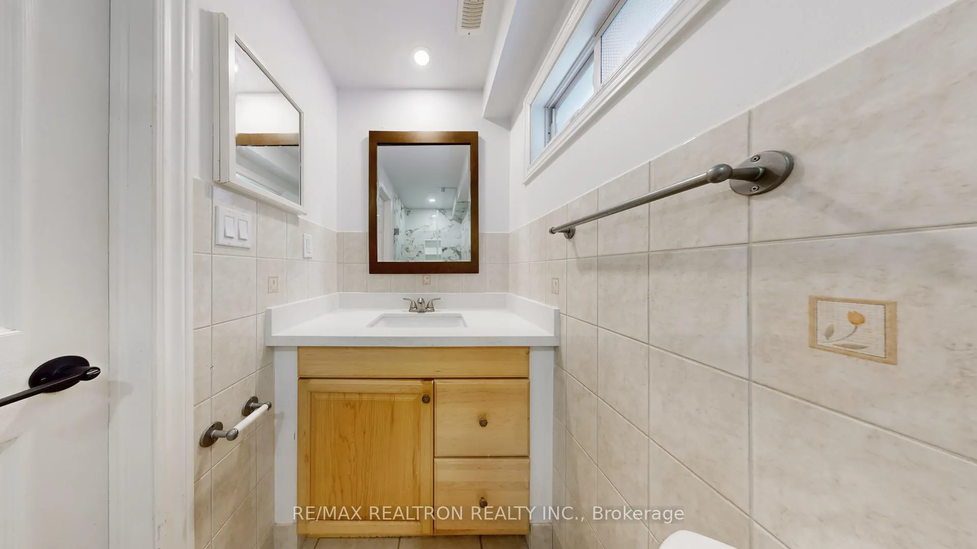 Photo 16 of Unit Basement, 70 Earl Stewart Drive, Aurora, Bayview Wellington — HOMEH