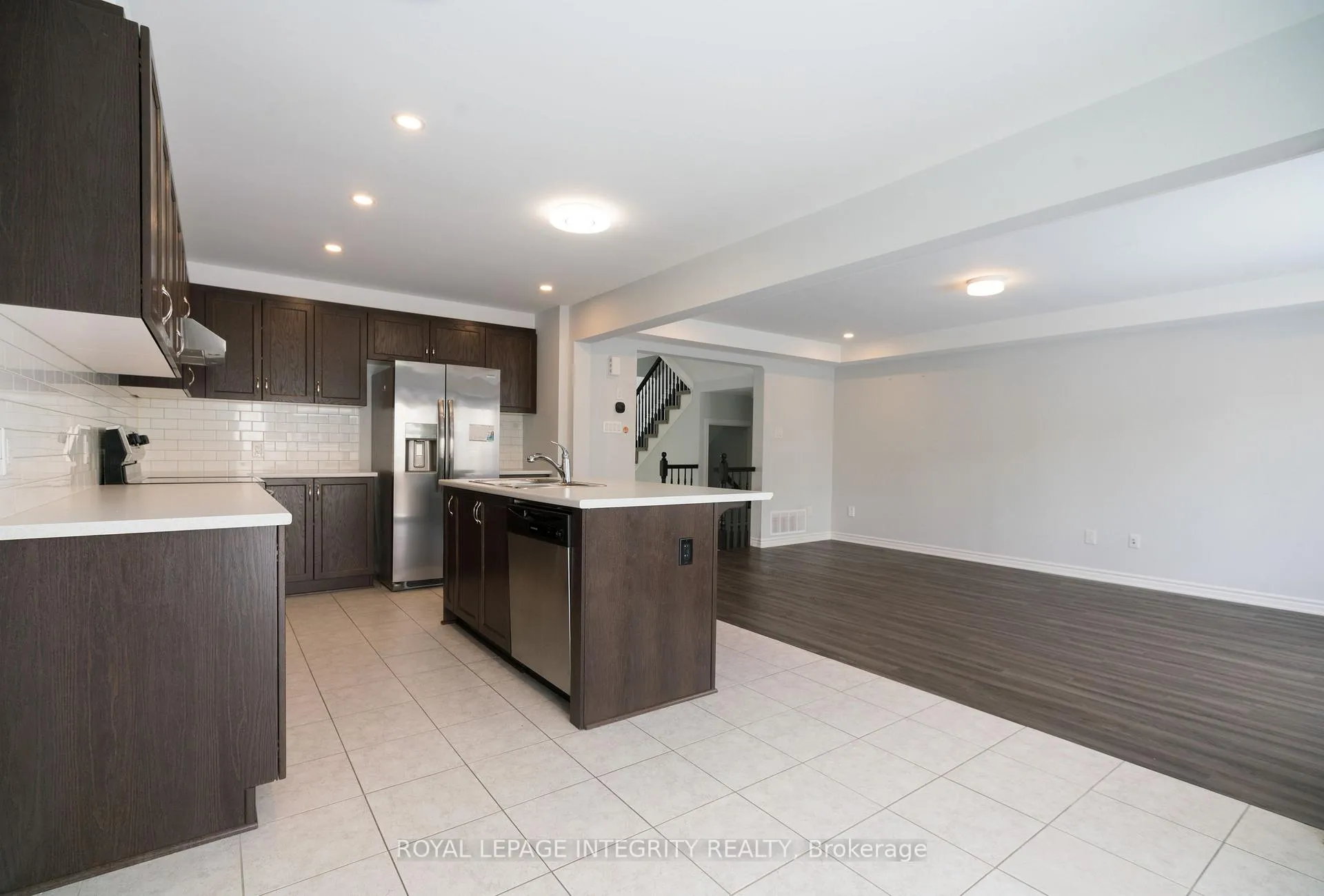 Photo 7 of 754 Derreen Avenue, Ottawa, Stittsville (North) — HOMEH