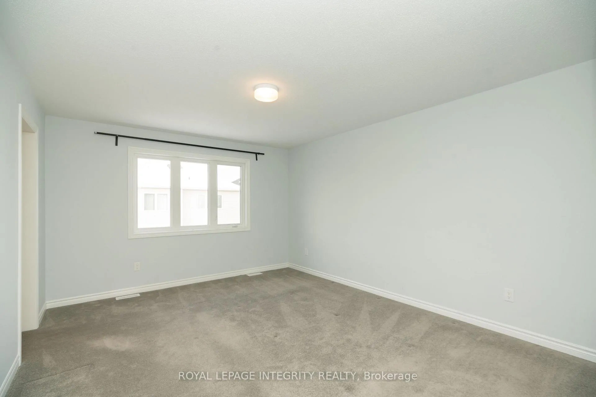 Photo 11 of 754 Derreen Avenue, Ottawa, Stittsville (North) — HOMEH