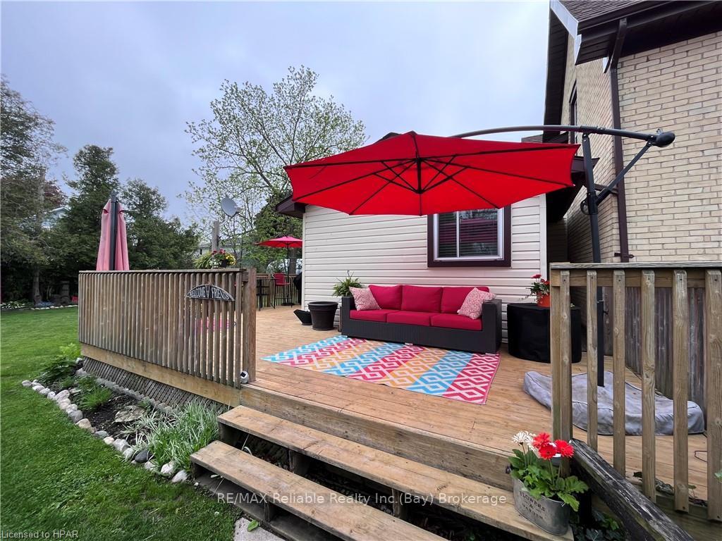Photo 7 of 98 Elgin Avenue W, Goderich, Goderich (Town) — HOMEH