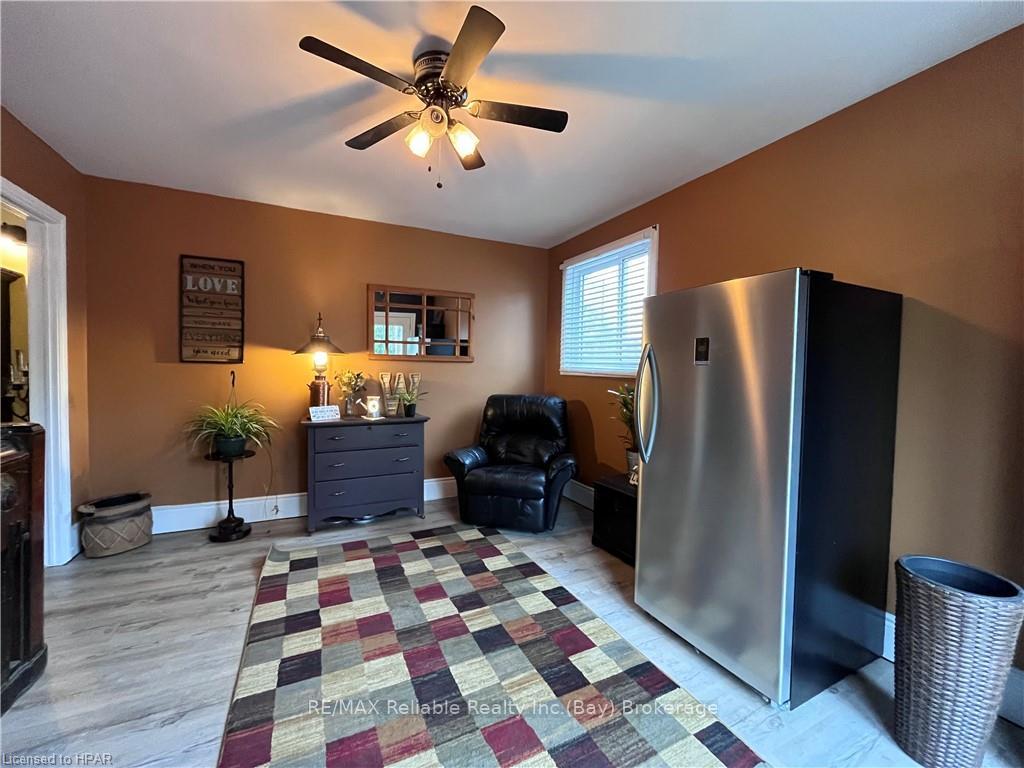 Photo 21 of 98 Elgin Avenue W, Goderich, Goderich (Town) — HOMEH