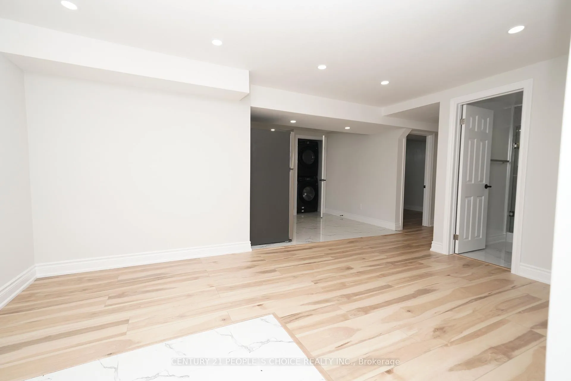 Photo 6 of Unit Bsmt, 35 Hewlett Crescent, Markham, Markville — HOMEH