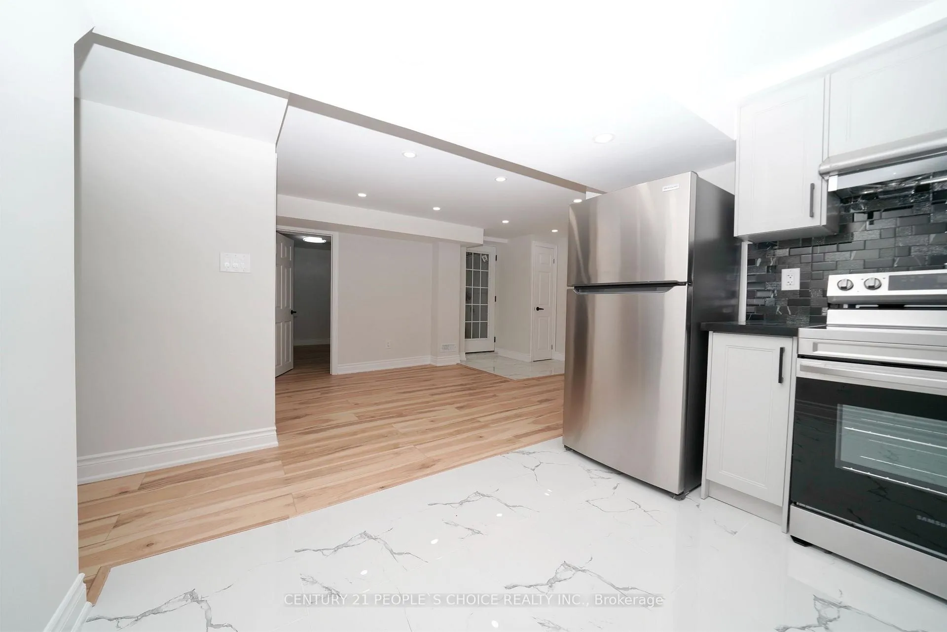 Photo 7 of Unit Bsmt, 35 Hewlett Crescent, Markham, Markville — HOMEH