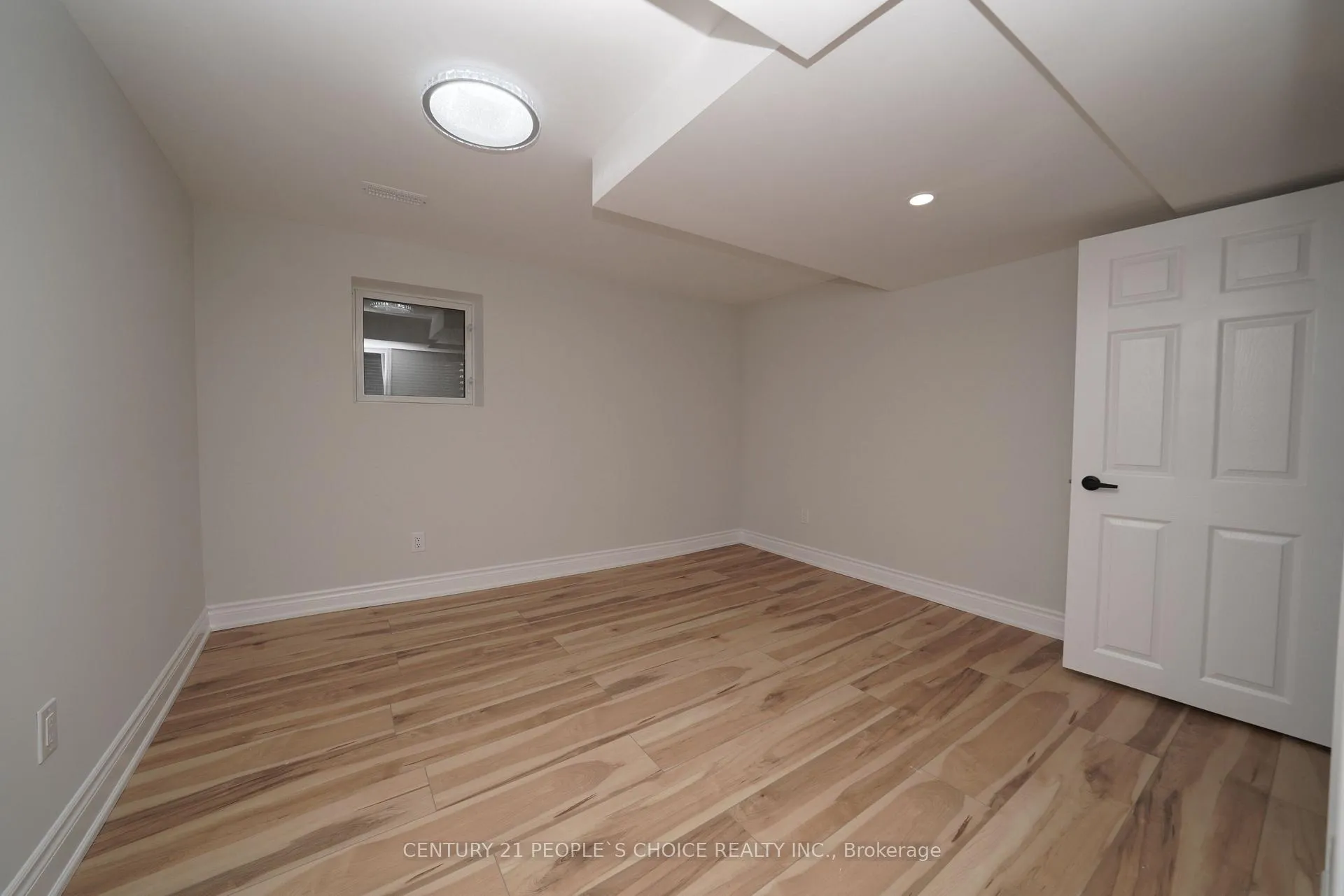 Photo 13 of Unit Bsmt, 35 Hewlett Crescent, Markham, Markville — HOMEH