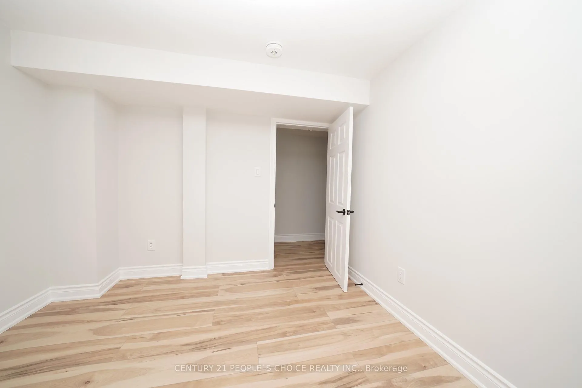 Photo 15 of Unit Bsmt, 35 Hewlett Crescent, Markham, Markville — HOMEH