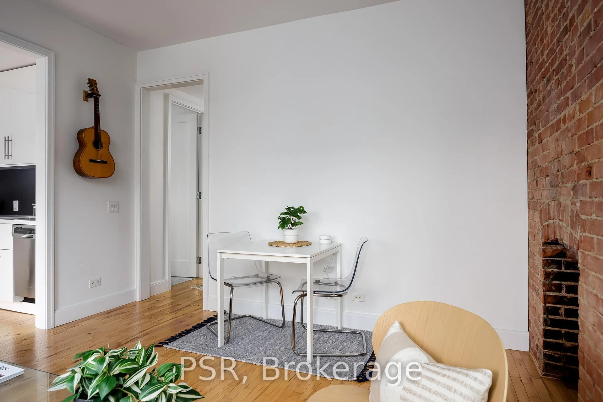 Photo 3 of Unit 2, 264 Dovercourt Road, Toronto, Little Portugal — HOMEH