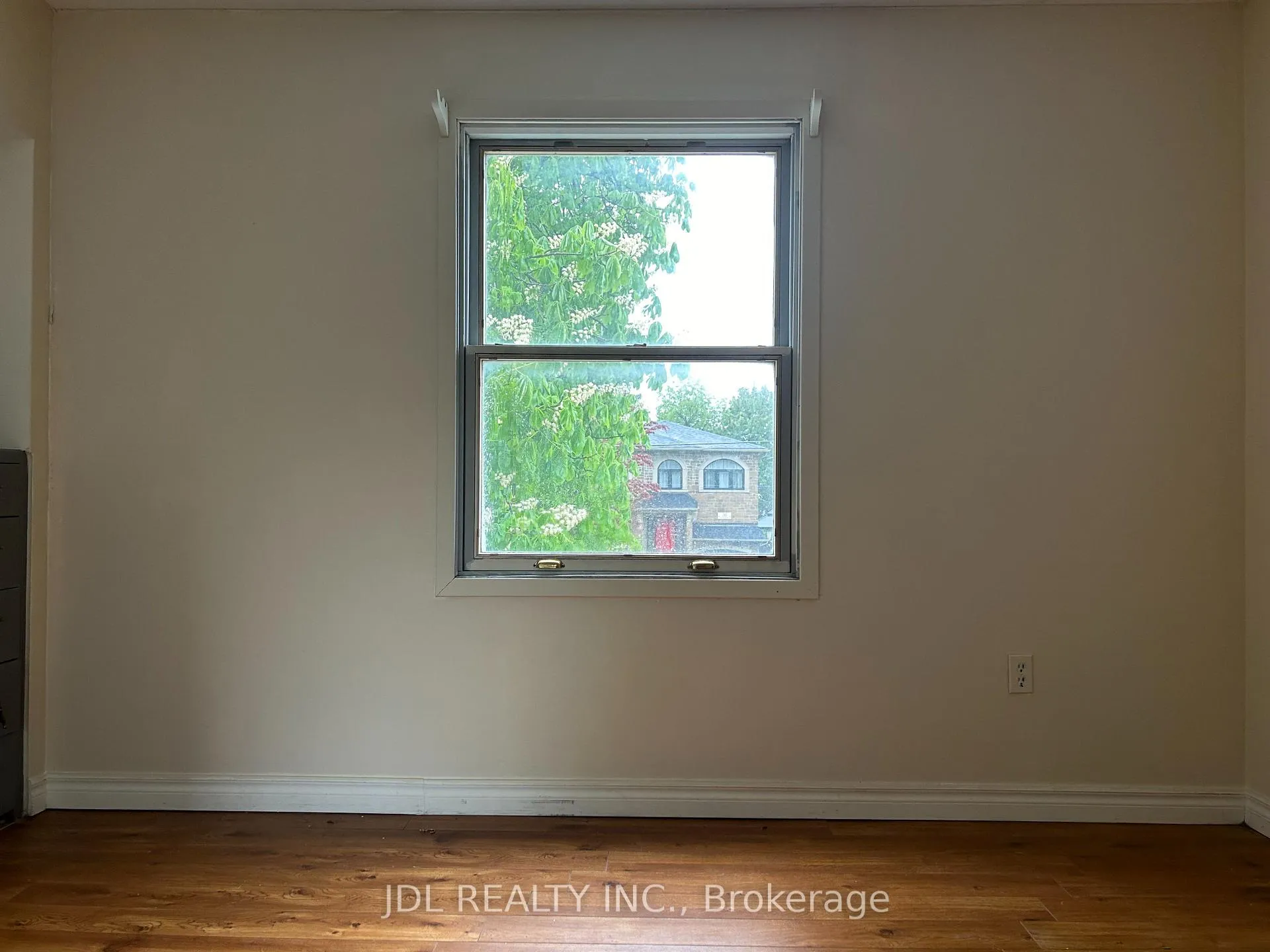Photo 6 of Unit Suite D, 21 Squires Avenue, Toronto, O'Connor-Parkview — HOMEH