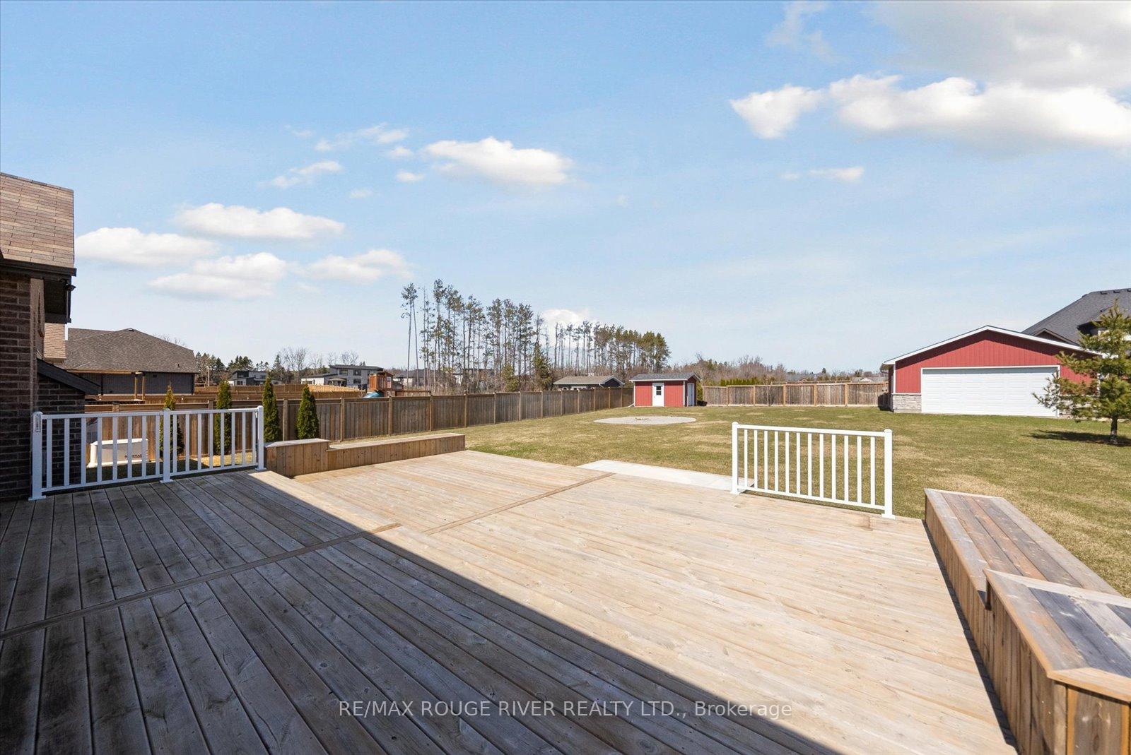 Photo 26 of 38 Charles Tilley Crescent, Clarington, Rural Clarington — HOMEH