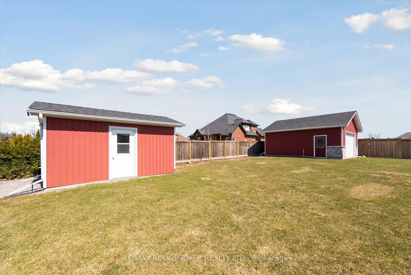 Photo 28 of 38 Charles Tilley Crescent, Clarington, Rural Clarington — HOMEH