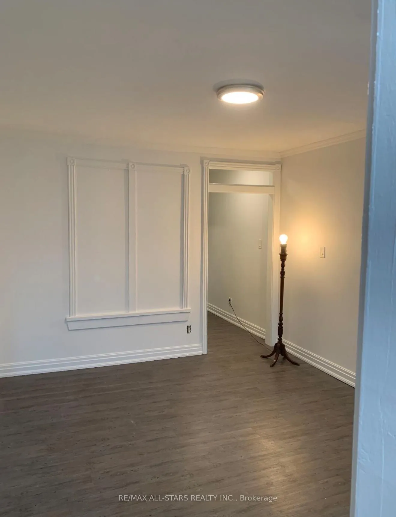 Photo 7 of Unit 2, 1918A Queen Street E, Toronto, The Beaches — HOMEH