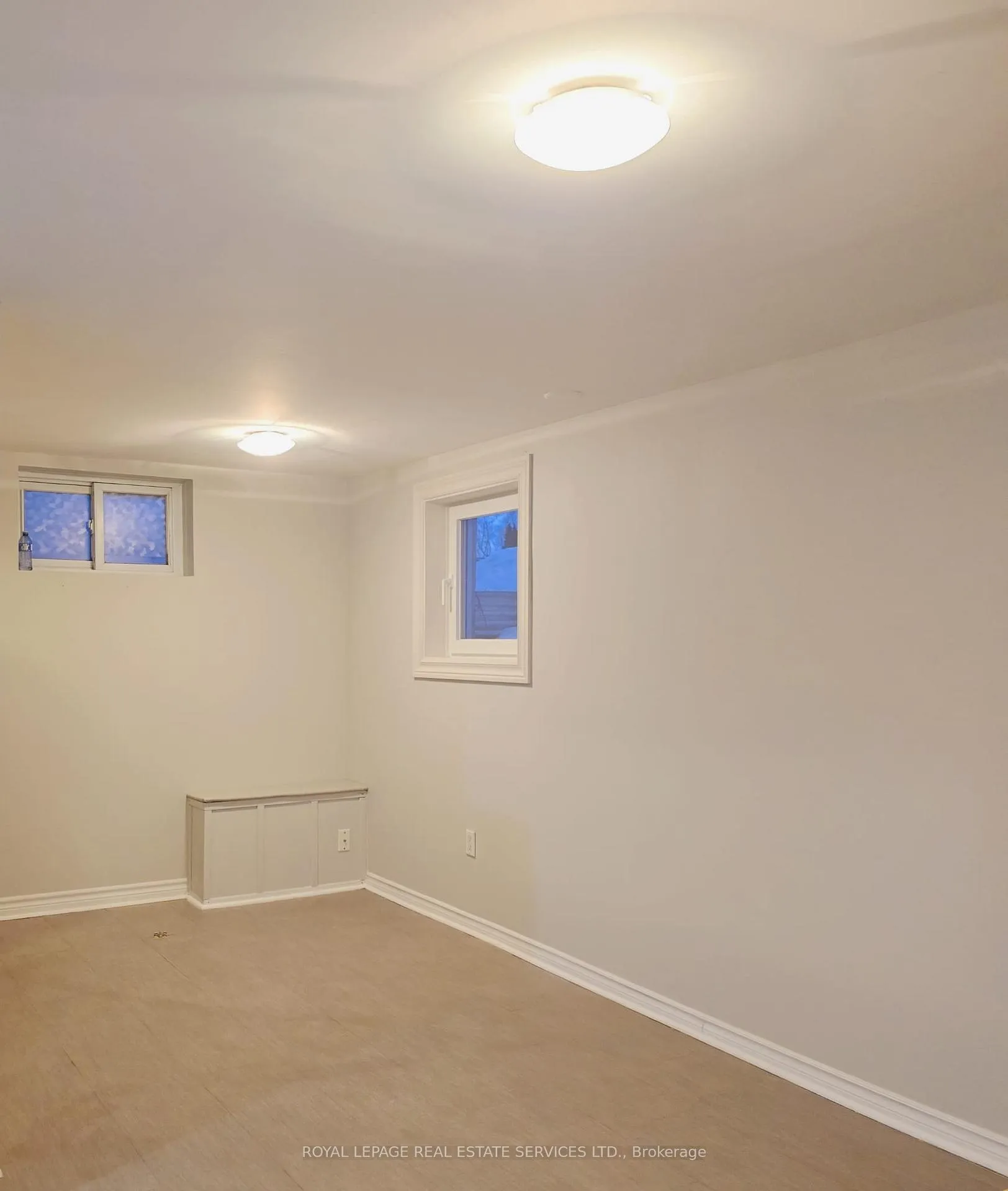 Photo 3 of 133 E 44th Street, Hamilton, Huntington — HOMEH