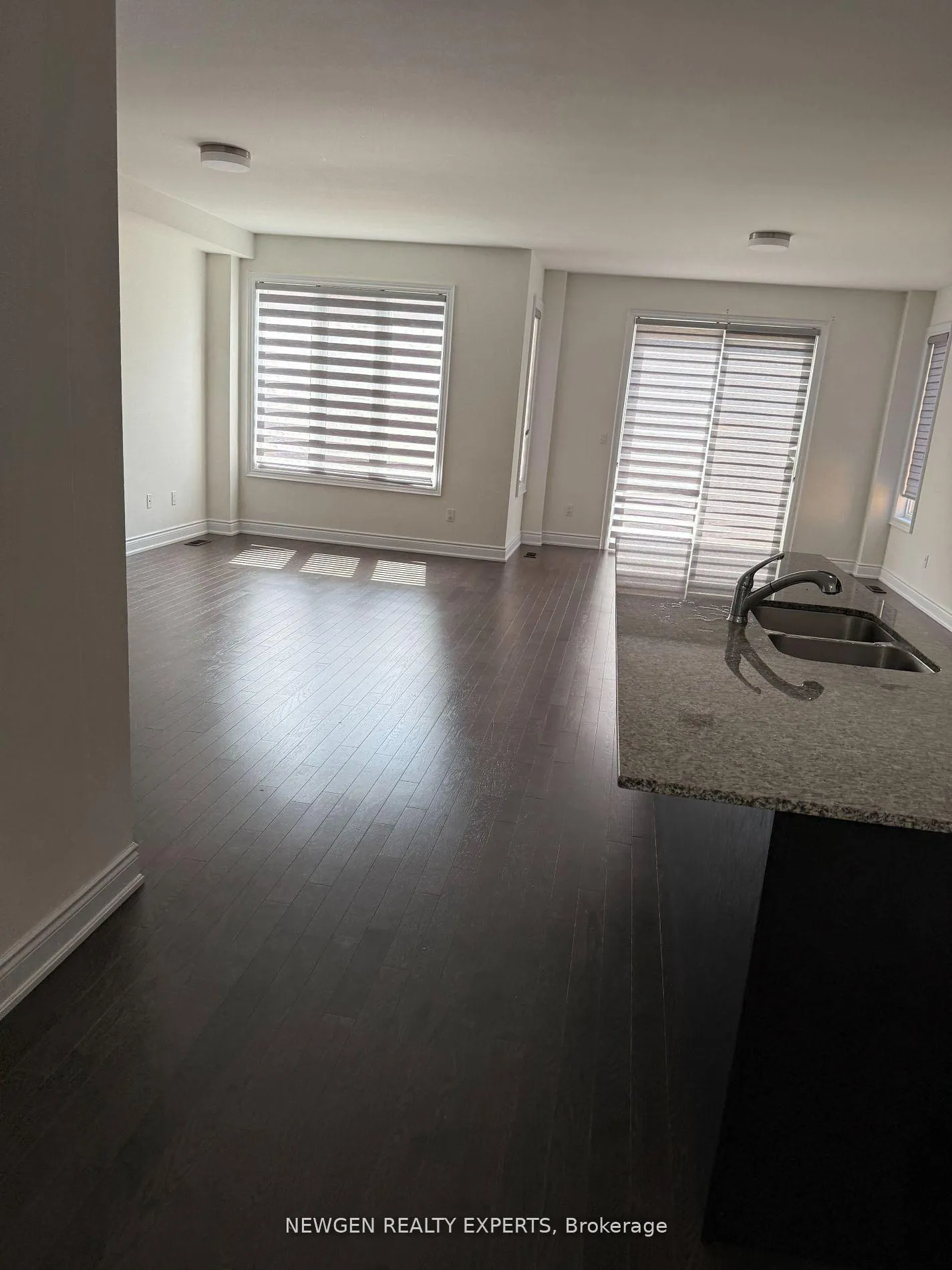 Photo 3 of 2126 Wilson Street, Innisfil, Alcona — HOMEH