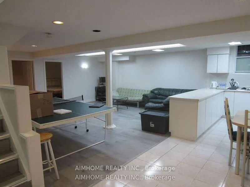 Photo 3 of 33 Townley Avenue, Markham, Milliken Mills East — HOMEH