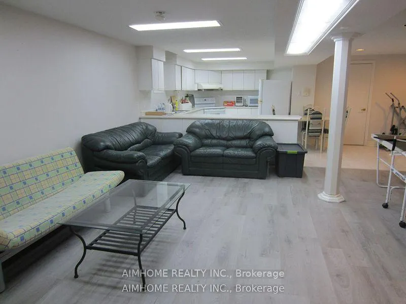 Photo 4 of 33 Townley Avenue, Markham, Milliken Mills East — HOMEH