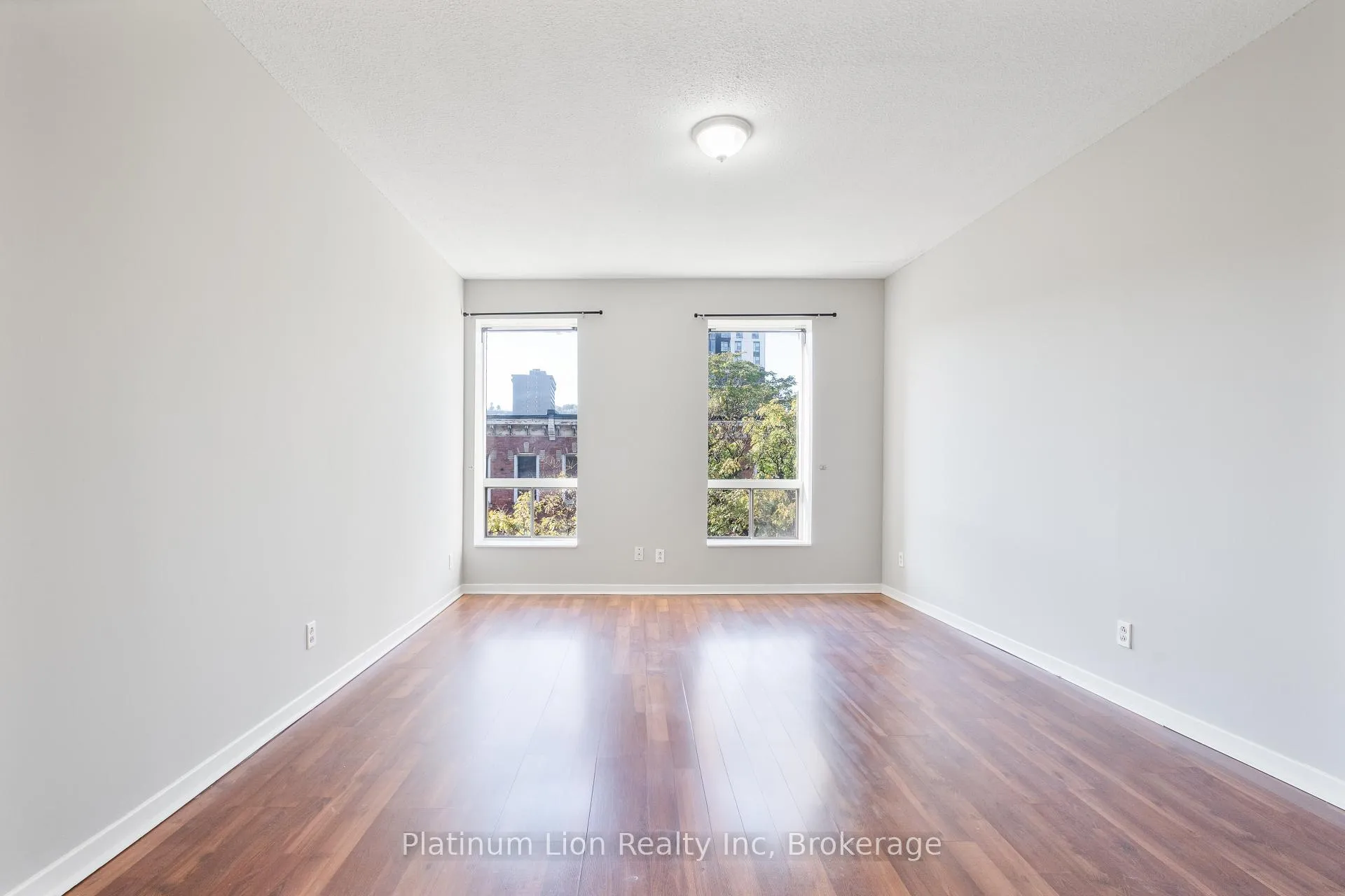 Photo 3 of Unit 4, 219 King Street E, Hamilton, Beasley — HOMEH